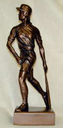 Softball Statue Female Side View Anderson.JPG (62655 bytes)